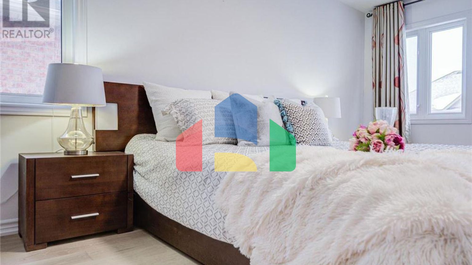 Residential - Single Family Home - Markham, Canada - Canada