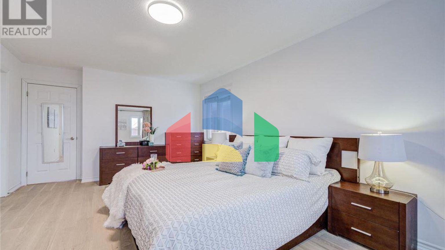 Residential - Single Family Home - Markham, Canada - Canada