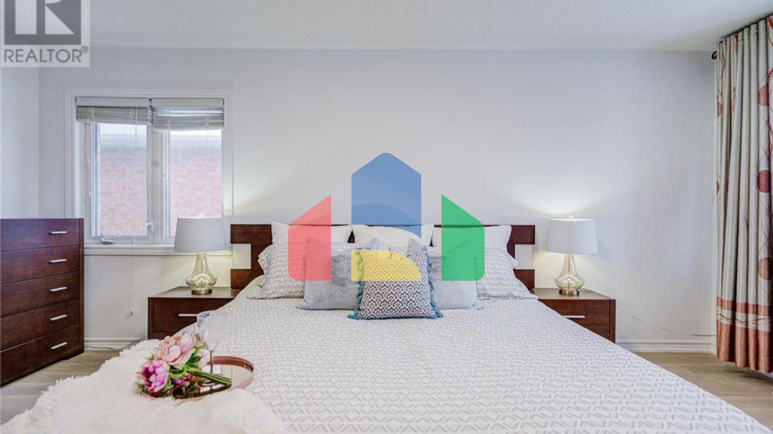 Residential - Single Family Home - Markham, Canada - Canada