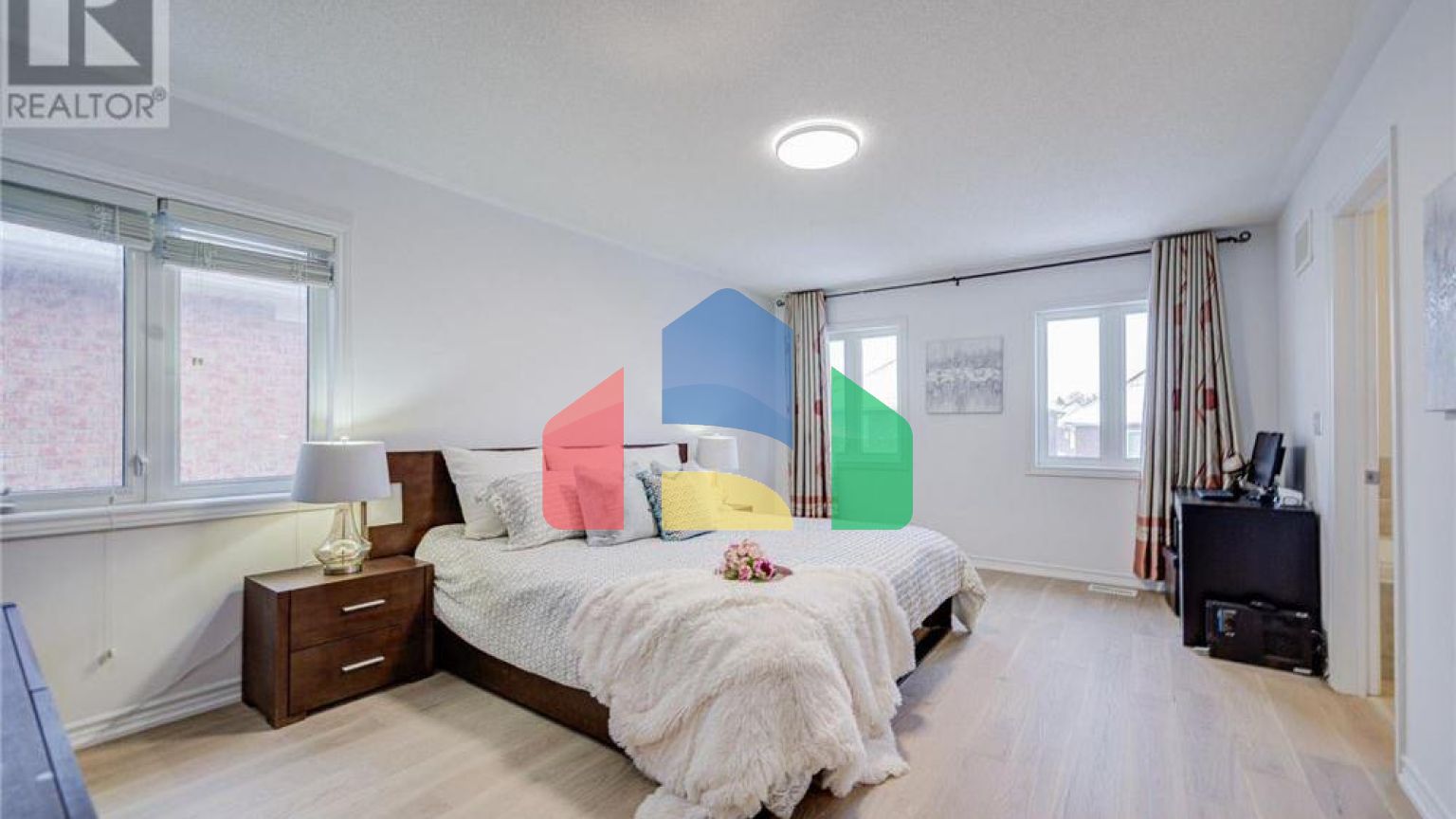 Residential - Single Family Home - Markham, Canada - Canada