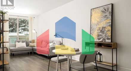 Residential - Single Family Home - Markham, Canada - Canada