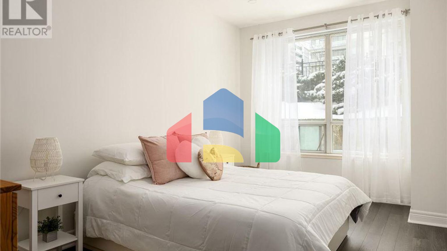 Residential - Single Family Home - Markham, Canada - Canada