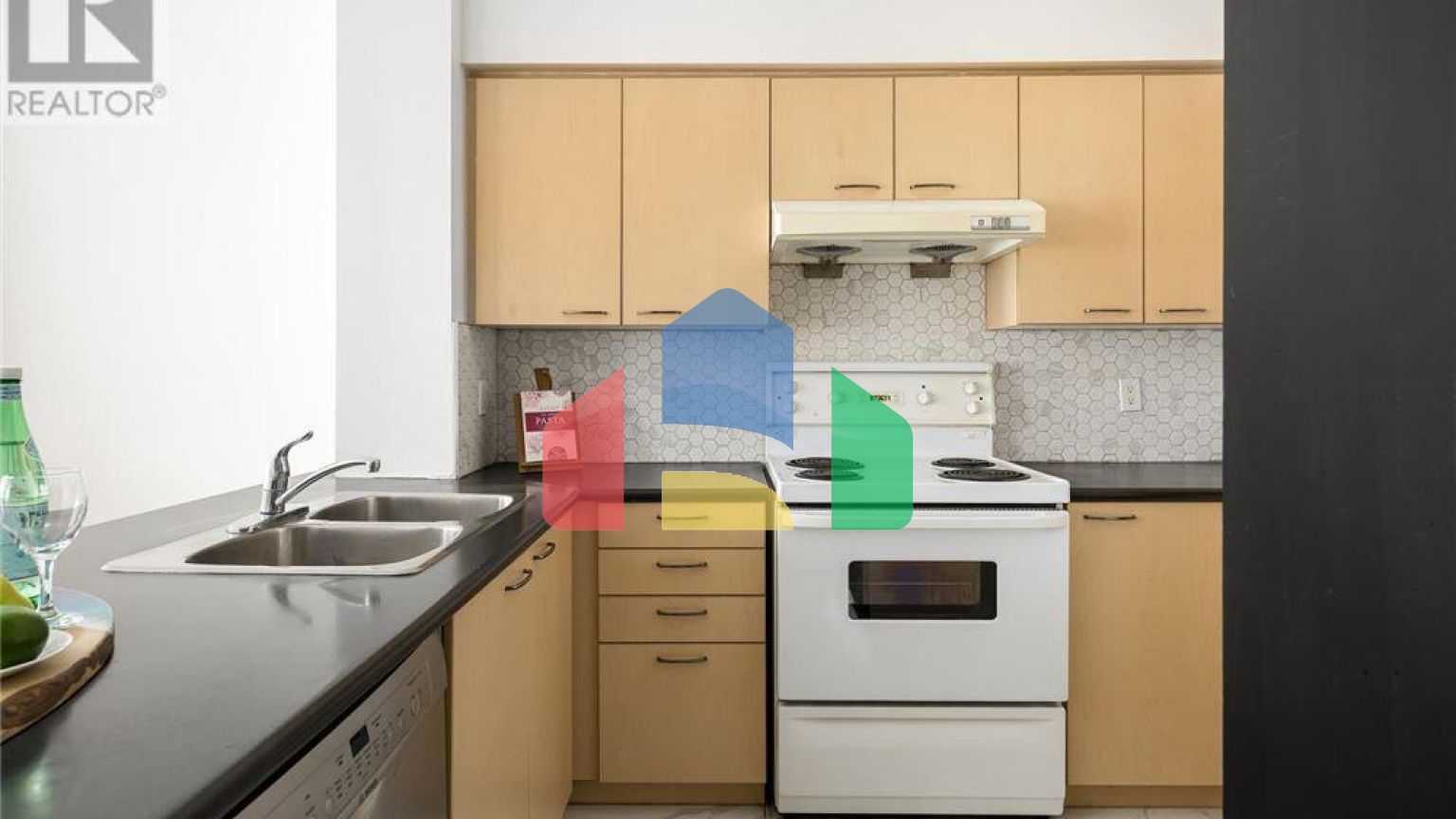 Residential - Single Family Home - Markham, Canada - Canada