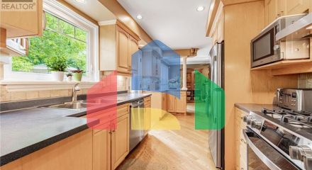 Residential - Single Family Home - Markham, Canada - Canada