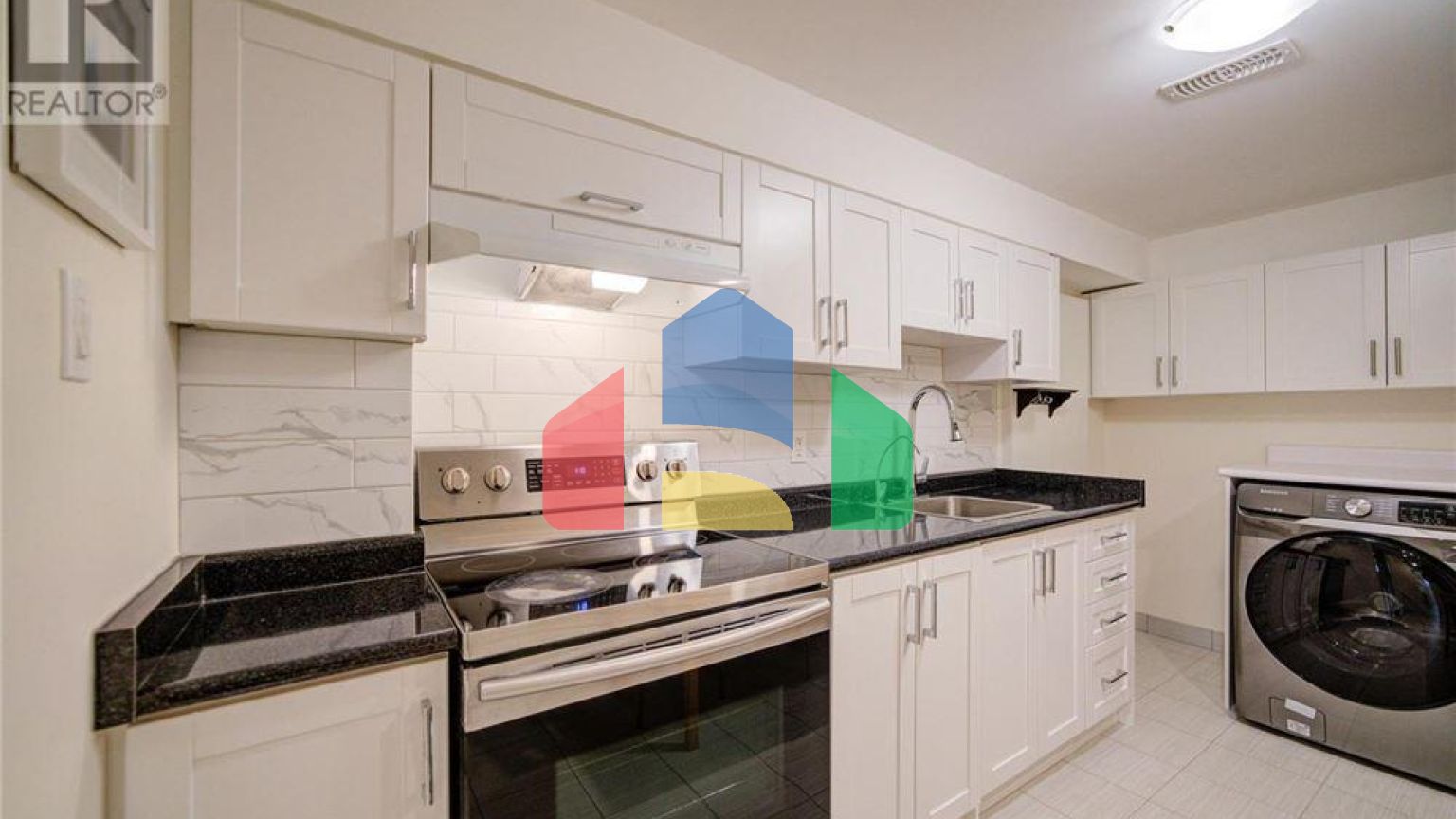 Residential - Single Family Home - Markham, Canada - Canada