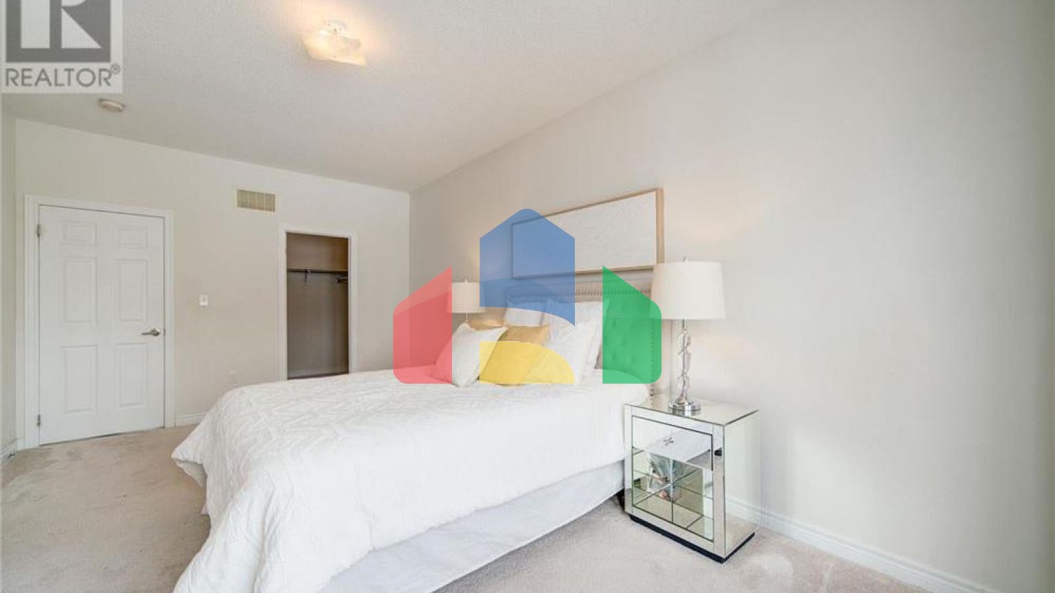 Residential - Single Family Home - Markham, Canada - Canada