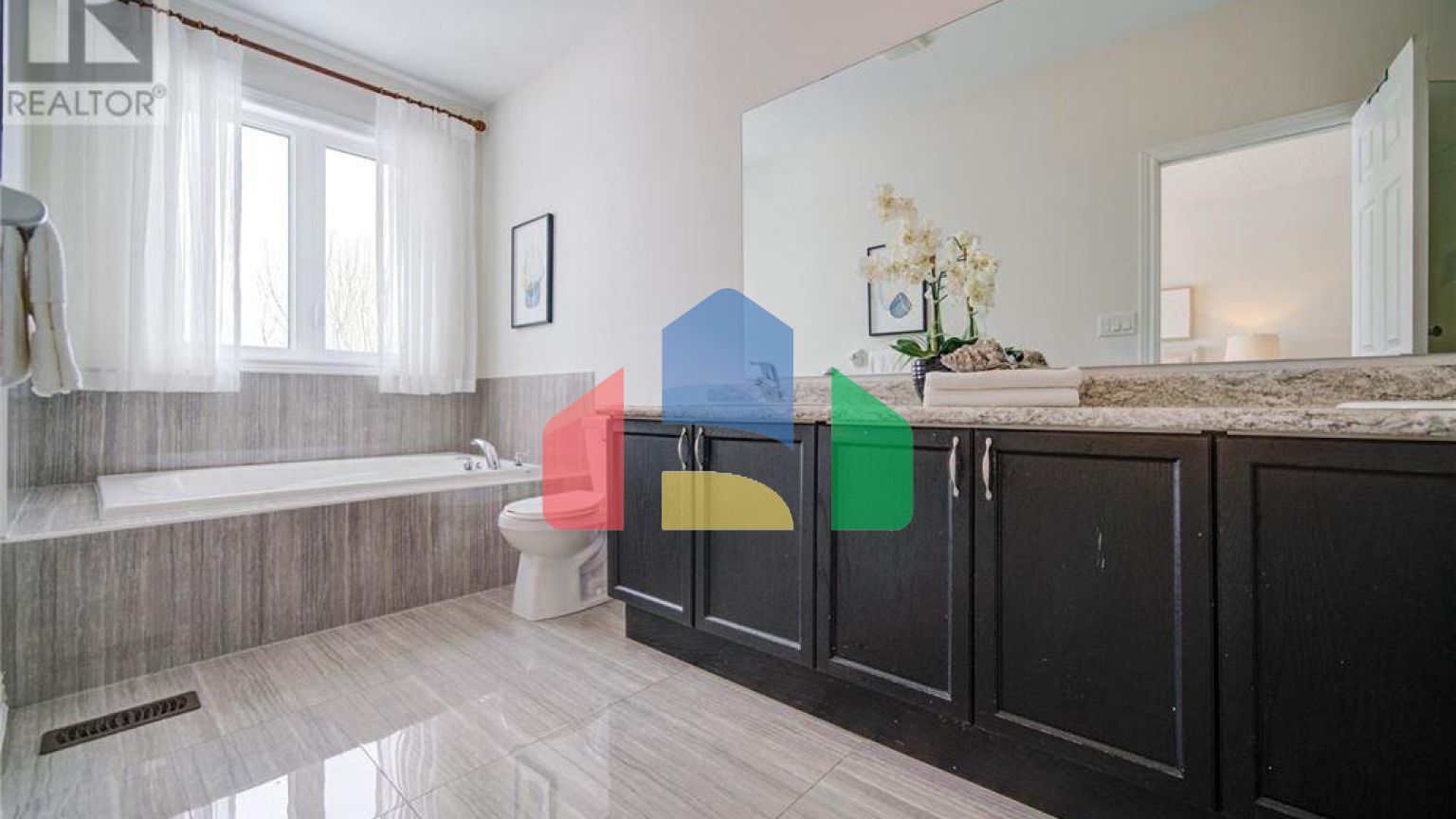 Residential - Single Family Home - Markham, Canada - Canada