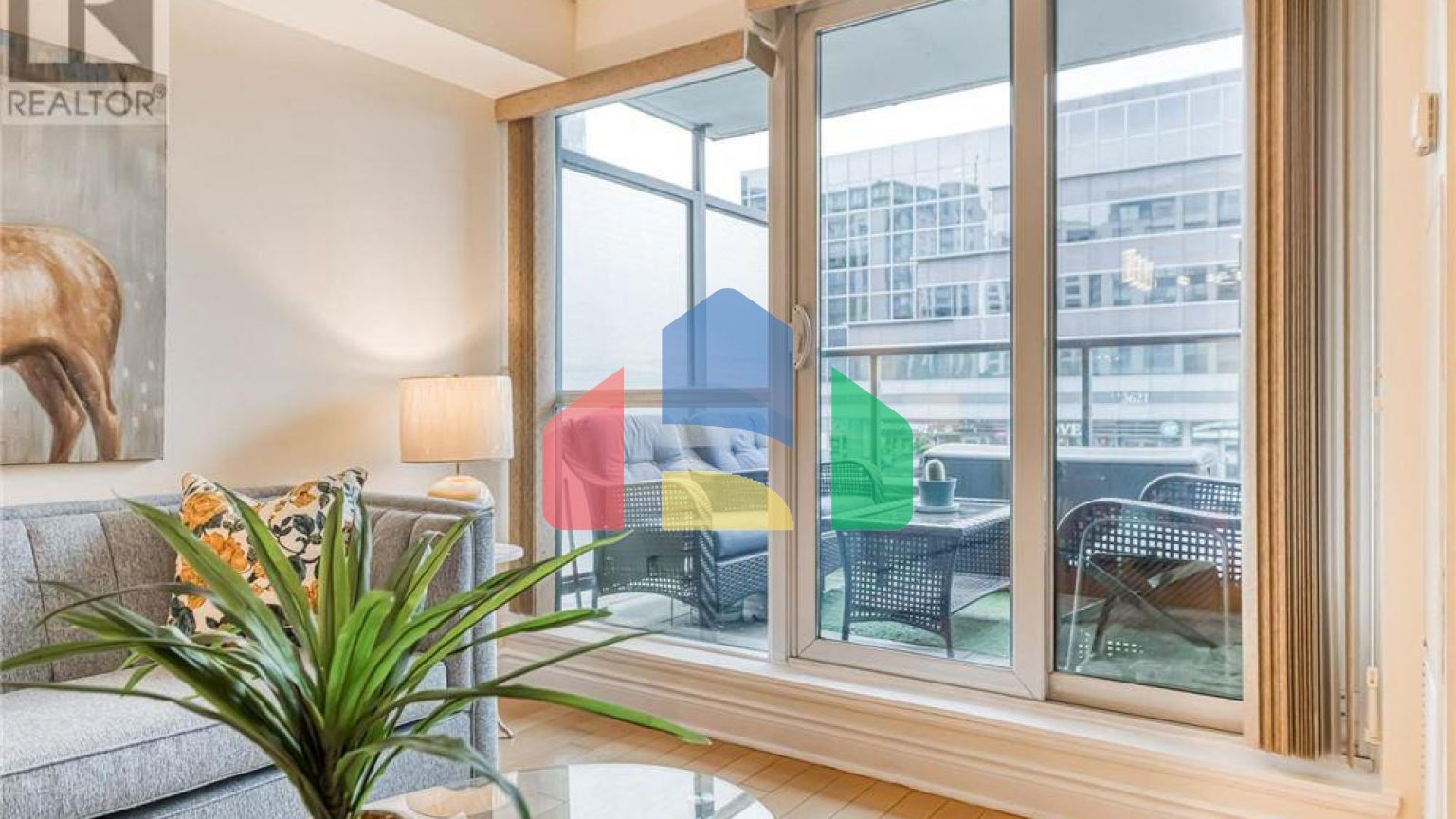 Residential - Condo/Apartment - Markham, Canada - Canada