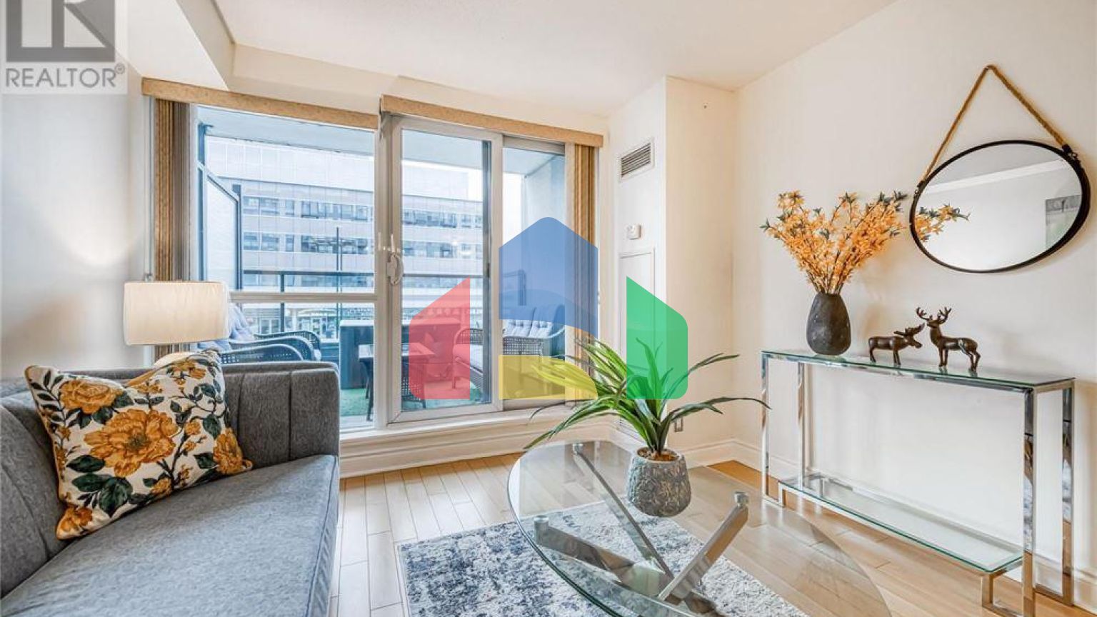 Residential - Condo/Apartment - Markham, Canada - Canada