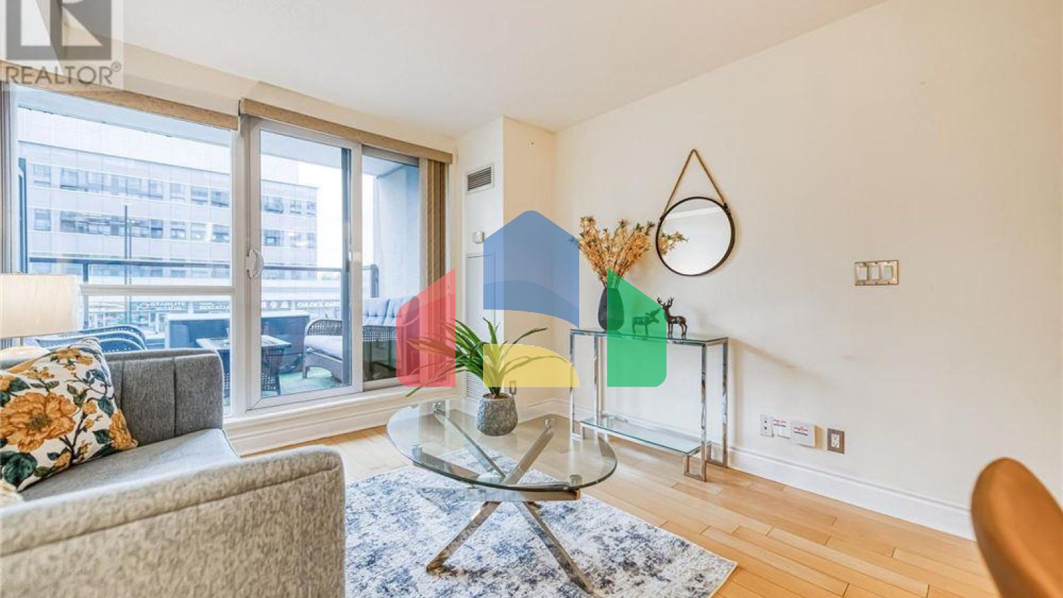 Residential - Condo/Apartment - Markham, Canada - Canada