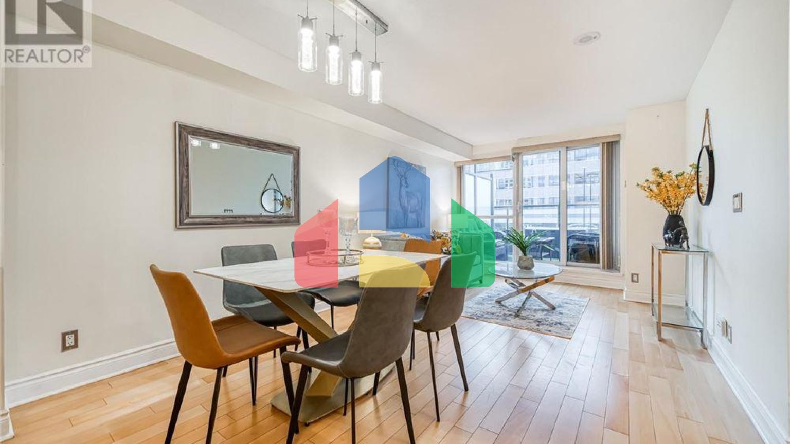 Residential - Condo/Apartment - Markham, Canada - Canada