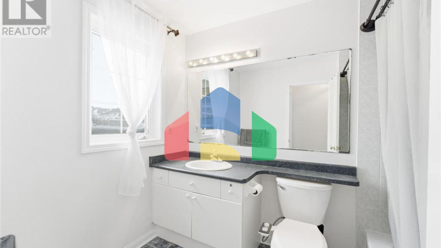 Residential - Single Family Home - Markham, Canada - Canada