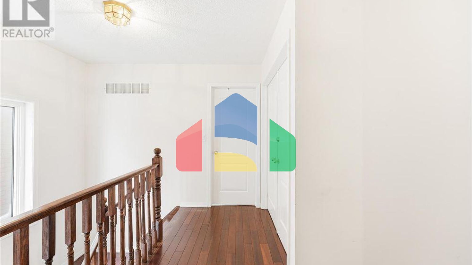 Residential - Single Family Home - Markham, Canada - Canada