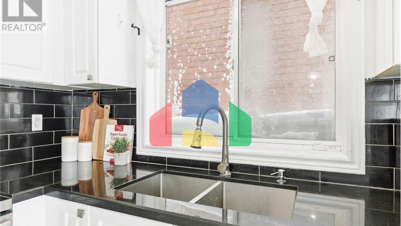 Residential - Single Family Home - Markham, Canada - Canada