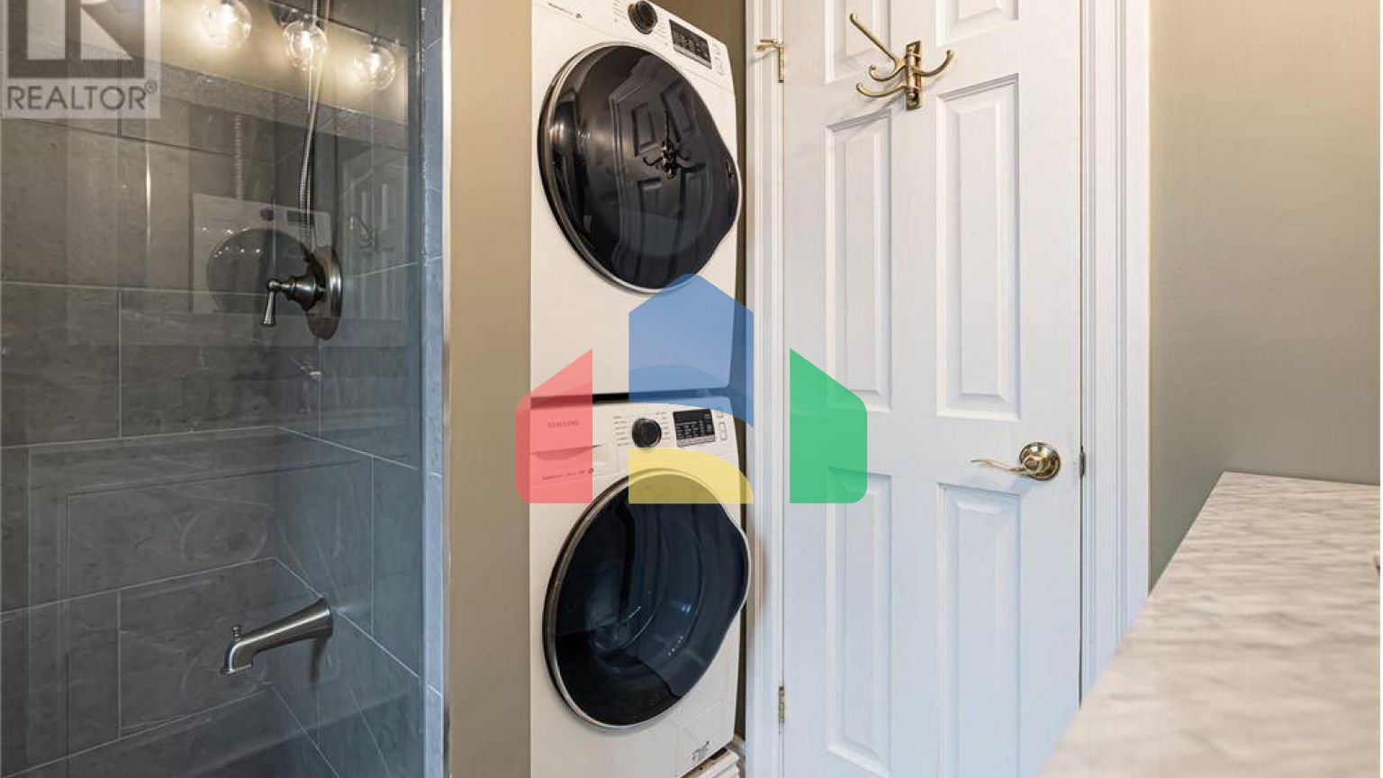 Residential - Single Family Home - Markham, Canada - Canada