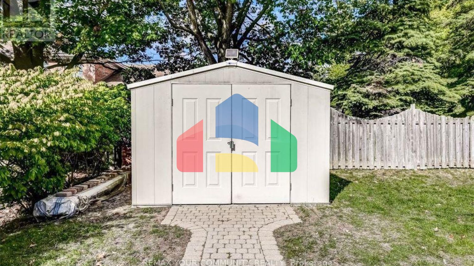 Residential - Single Family Home - Markham, Canada - Canada