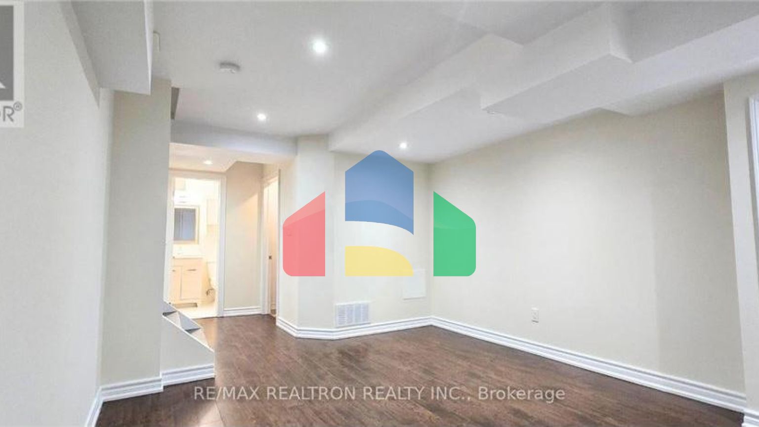 Residential - Single Family Home - Markham, Canada - Canada