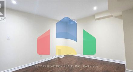 Residential - Single Family Home - Markham, Canada - Canada