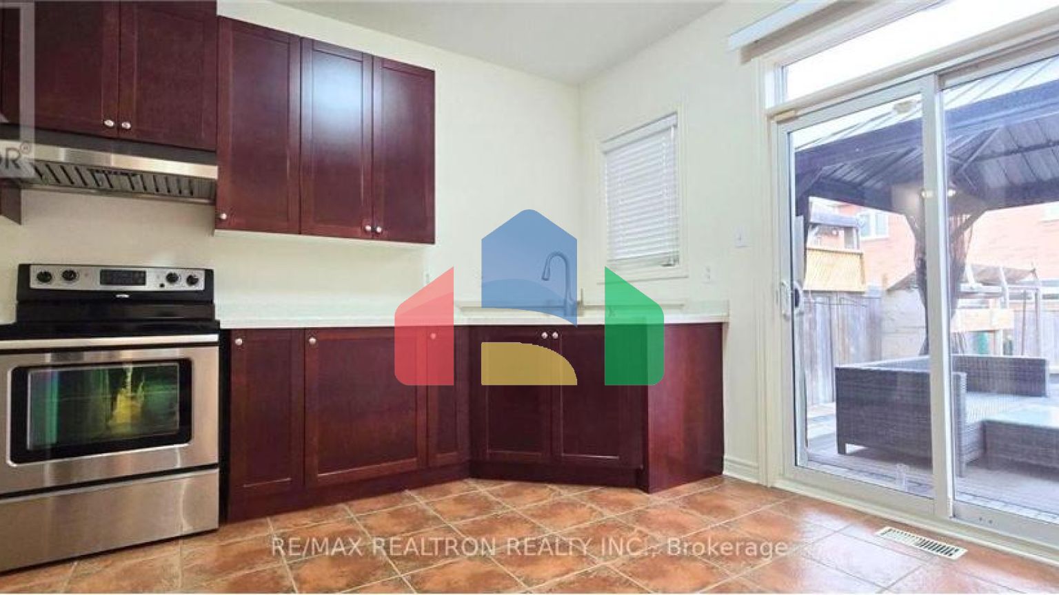 Residential - Single Family Home - Markham, Canada - Canada