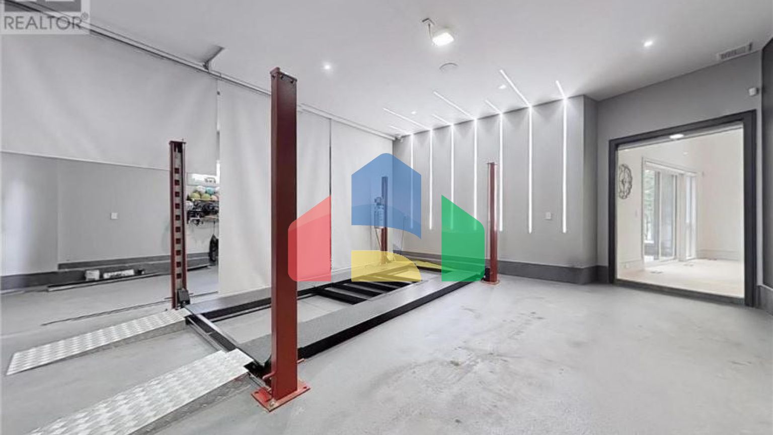 Residential - Single Family Home - Markham, Canada - Canada