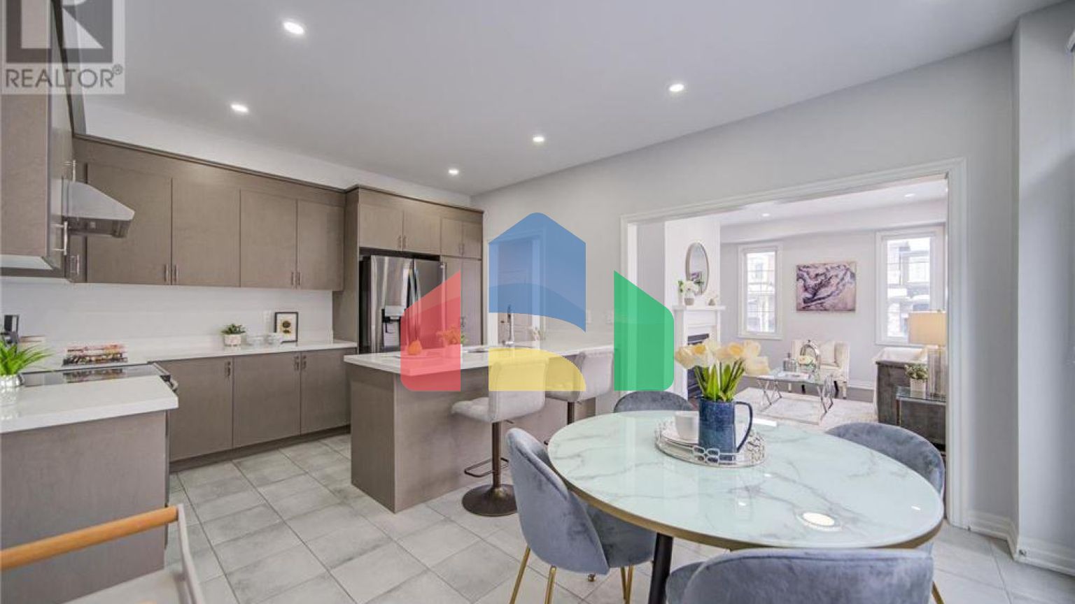 Residential - Single Family Home - Markham, Canada - Canada