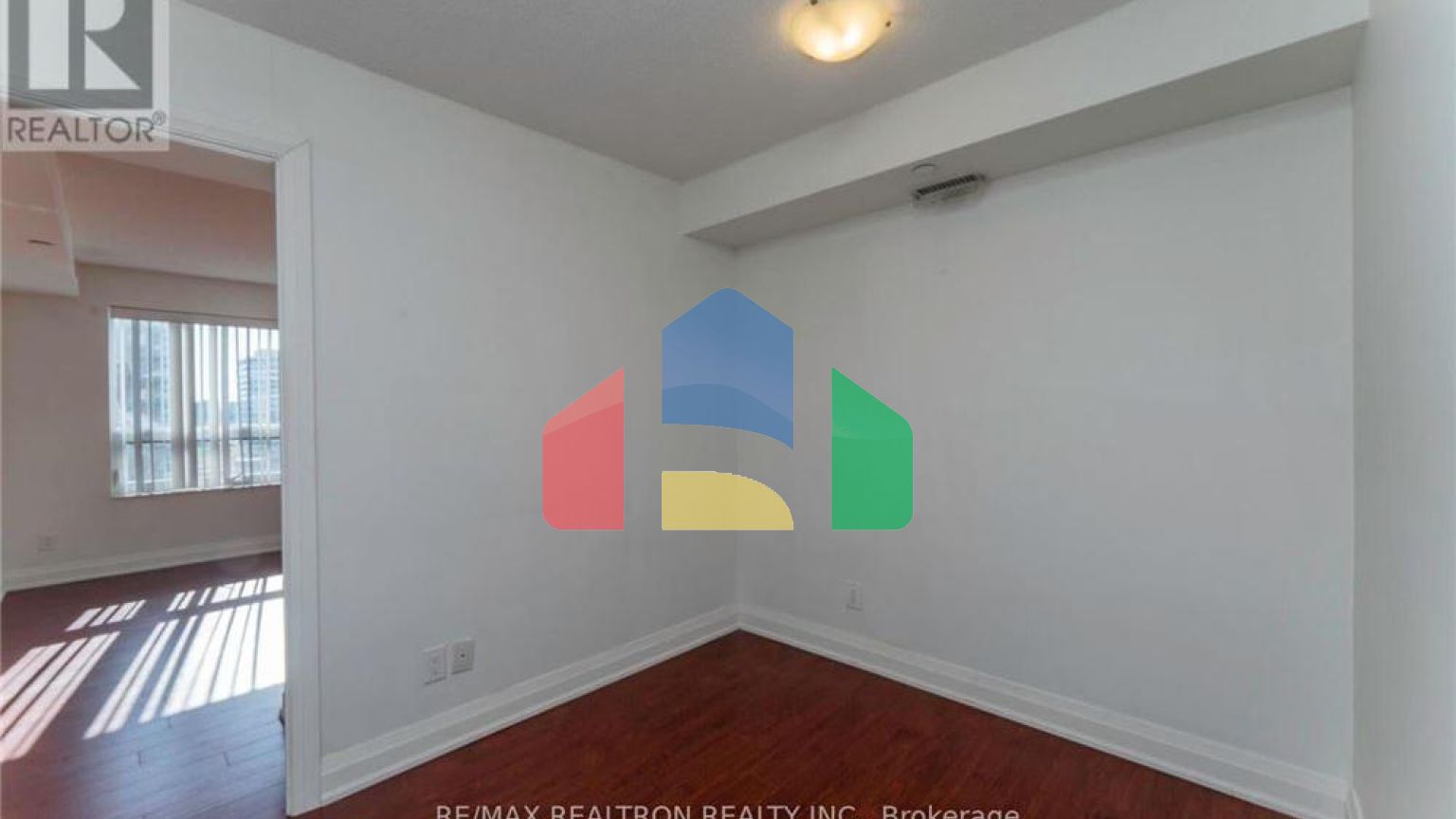 Residential - Condo/Apartment - Markham, Canada - Canada