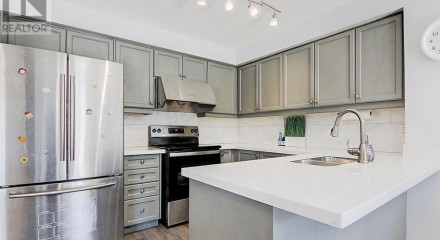 Residential - Single Family Home - Markham, Canada - Canada
