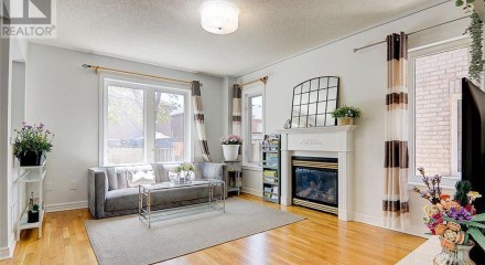 Residential - Single Family Home - Markham, Canada - Canada