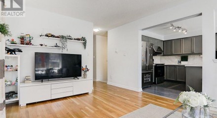 Residential - Single Family Home - Markham, Canada - Canada