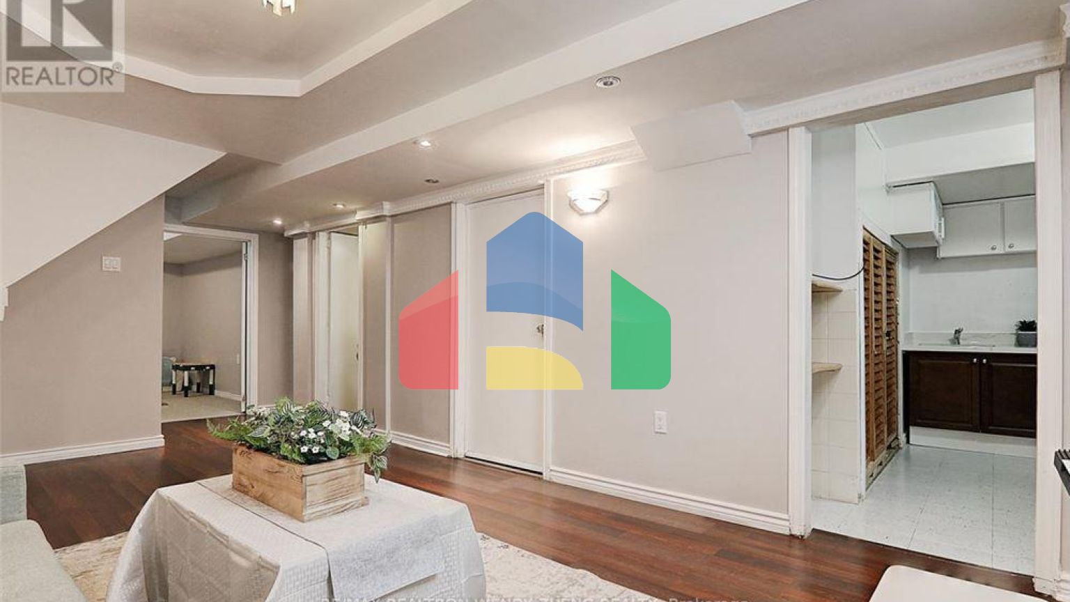 Residential - Single Family Home - Markham, Canada - Canada