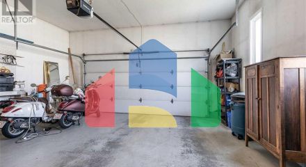 Residential - Single Family Home - Medicine Hat, Canada - Canada