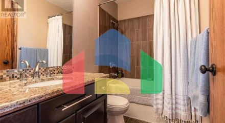 Residential - Single Family Home - Medicine Hat, Canada - Canada