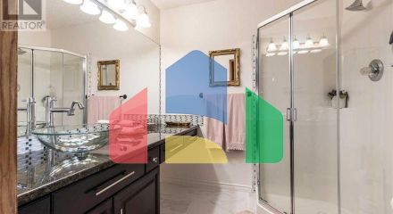 Residential - Single Family Home - Medicine Hat, Canada - Canada