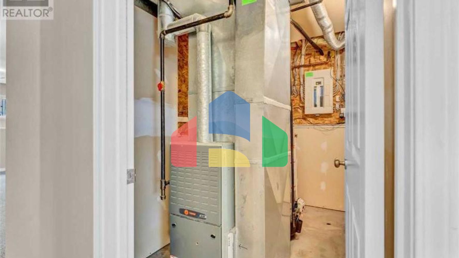 Residential - Single Family Home - Medicine Hat, Canada - Canada