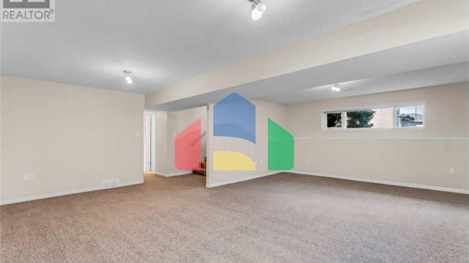 Residential - Single Family Home - Medicine Hat, Canada - Canada