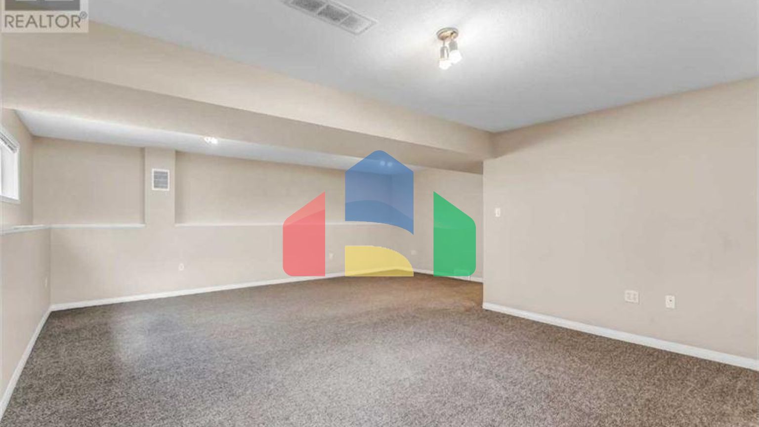 Residential - Single Family Home - Medicine Hat, Canada - Canada