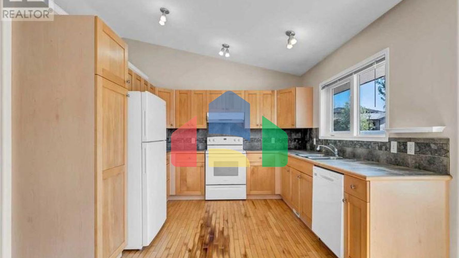 Residential - Single Family Home - Medicine Hat, Canada - Canada