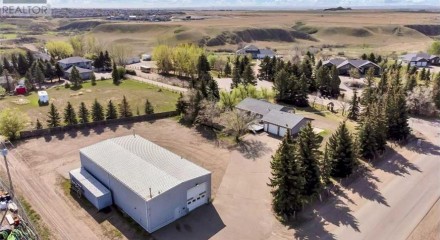 Residential - Single Family Home - Medicine Hat, Canada - Canada