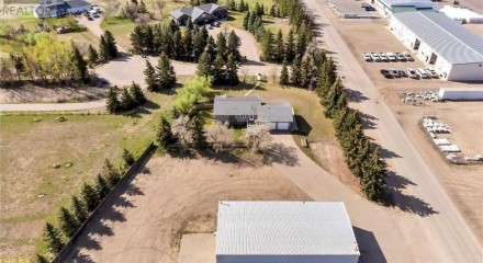 Residential - Single Family Home - Medicine Hat, Canada - Canada