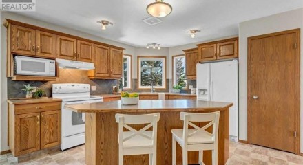 Residential - Single Family Home - Medicine Hat, Canada - Canada