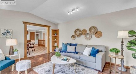 Residential - Single Family Home - Medicine Hat, Canada - Canada