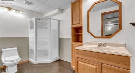 Residential - Single Family Home - Medicine Hat, Canada - Canada