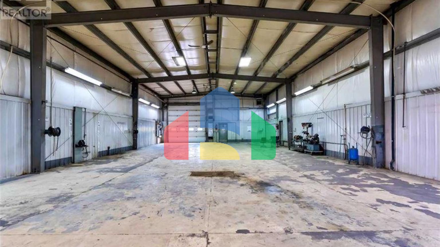 Residential - Single Family Home - Medicine Hat, Canada - Canada