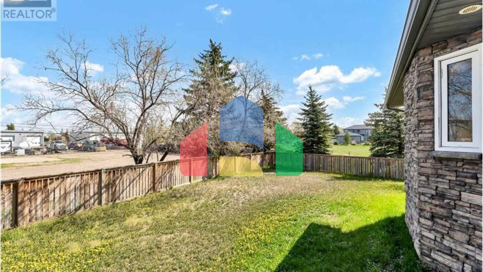 Residential - Single Family Home - Medicine Hat, Canada - Canada