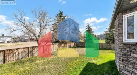 Residential - Single Family Home - Medicine Hat, Canada - Canada