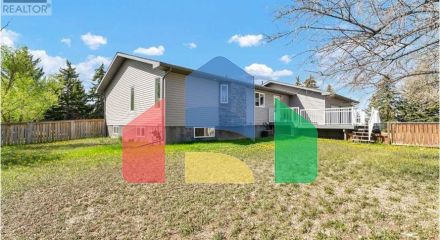 Residential - Single Family Home - Medicine Hat, Canada - Canada