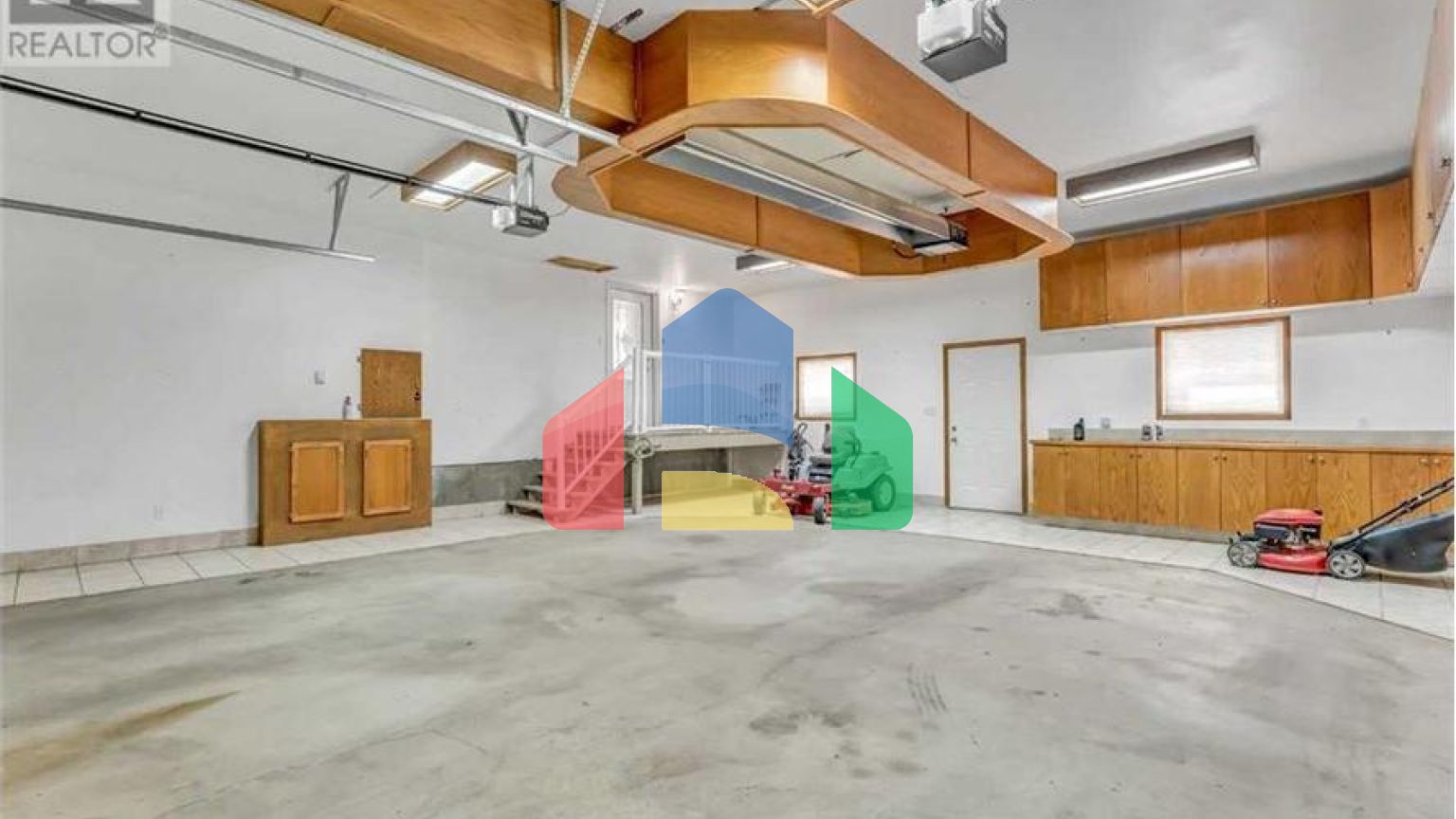 Residential - Single Family Home - Medicine Hat, Canada - Canada