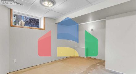 Residential - Single Family Home - Medicine Hat, Canada - Canada