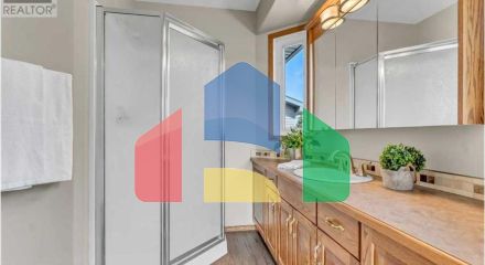 Residential - Single Family Home - Medicine Hat, Canada - Canada