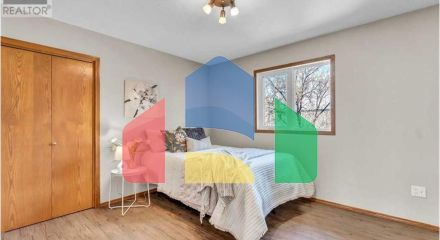 Residential - Single Family Home - Medicine Hat, Canada - Canada